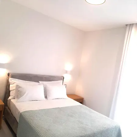 White Dome Apartman *